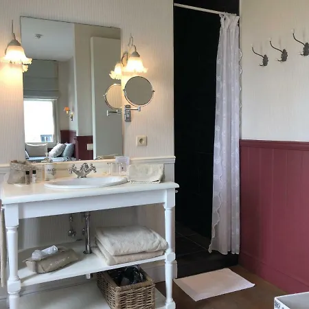 Bed & Breakfast Het Zilte Zand - Luxe Ontbijt - Gratis Parking - Westende Middelkerke Exterior foto